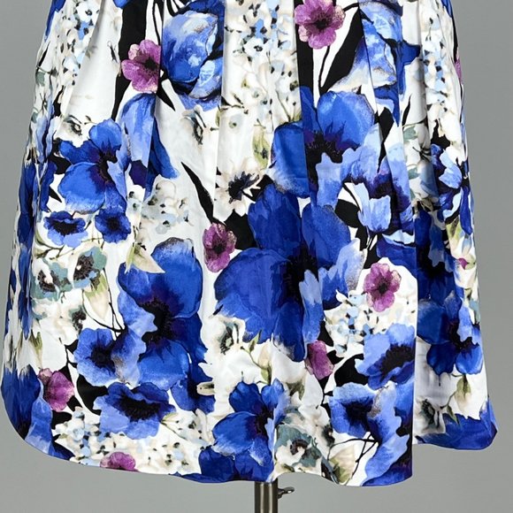 White House Black Market WHBM Blue Floral Pleated Flared Mini Skirt size 6 - Picture 3 of 7